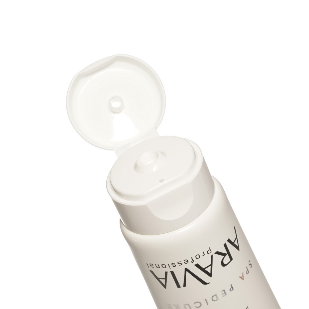 Ультраувлажняющий крем для ног с мочевиной 15% Aravia Professional Ultra moisture cream 100мл. Фото 6.
