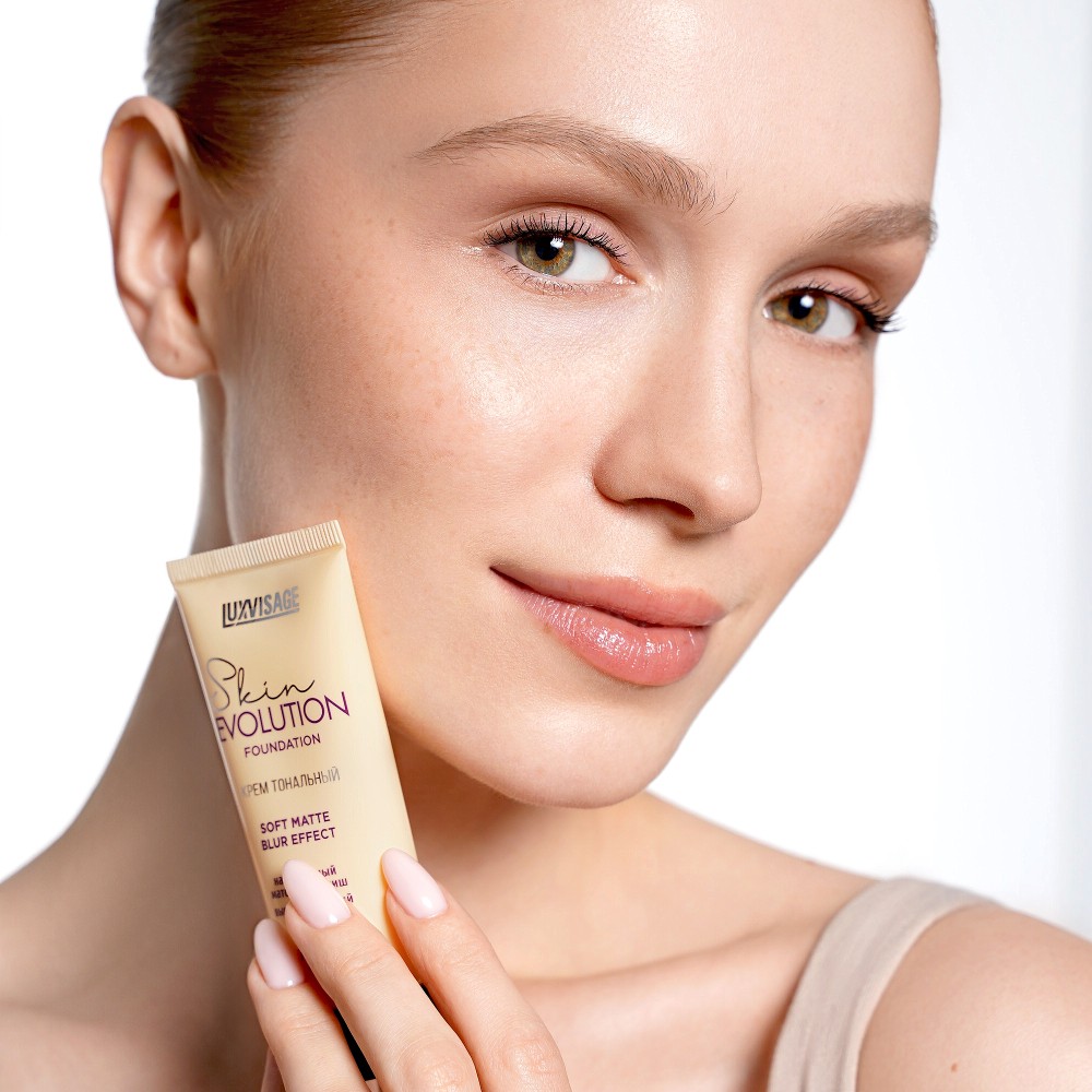 Тональный крем для лица Luxvisage Skin Evolution " Soft matte blur effect " 30 Rose Beige 35г. Фото 6.