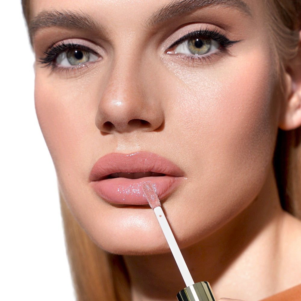 Блеск для губ Luxvisage Glass Shine 10 3г. Фото 4.