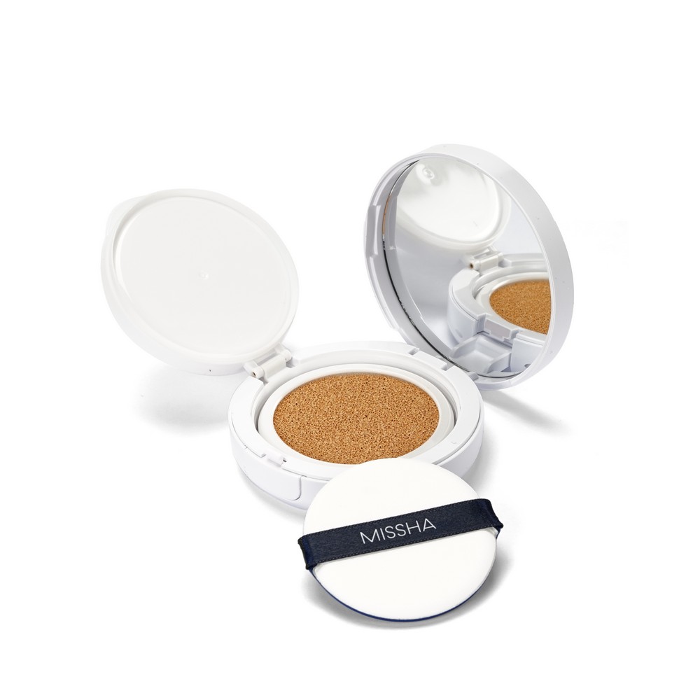 Тональный Кушон для лица Missha Magic Cushion Moist Up с увлажняющим эффектом 23 15г. Фото 7.