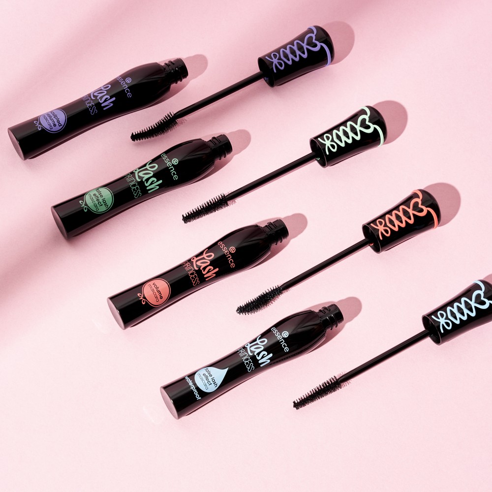 Тушь для ресниц Essence Lash Princess Volume mascara 01 12мл. Фото 7.