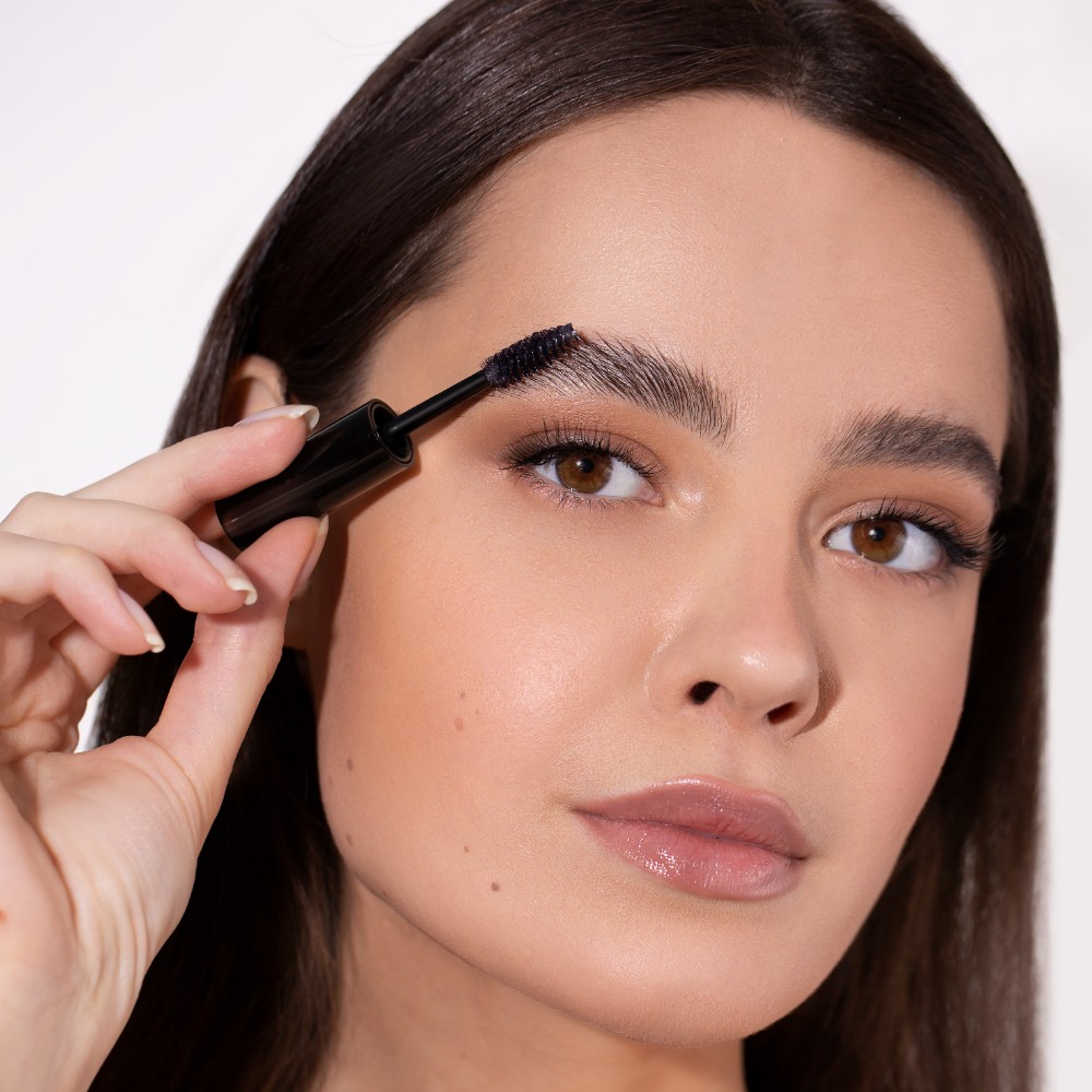 Гель для бровей Luxvisage Brow super fix 12h суперсильной фиксации бесцветный 6г. Фото 3.