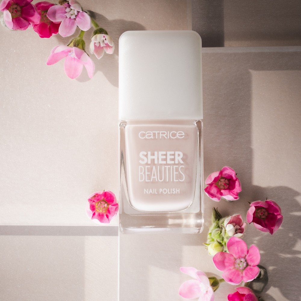 Лак для ногтей Catrice Sheer Beauties nail polish 020 10,5мл. Фото 6.