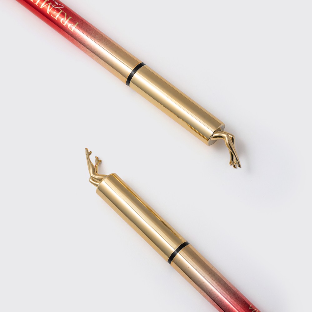 Подводка для век с мерцанием Vivienne Sabo Grande Premiere 01 0,5мл. Фото 5.