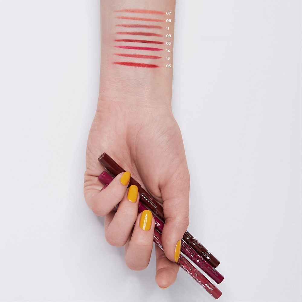Карандаш для губ Essence " Soft Counturing Lipliner " 07. Фото 4.