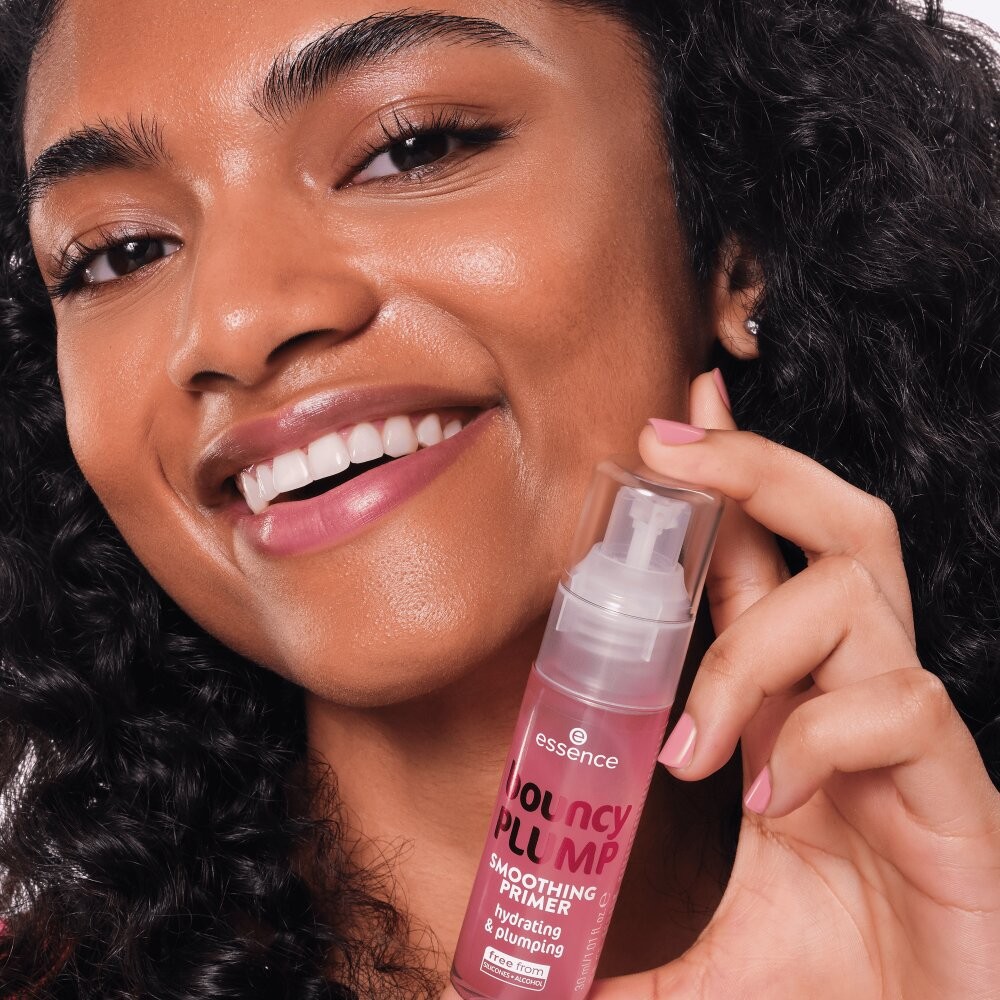 Увлажняющая основа для лица Essence Bouncy plump smoothing primer 30мл. Фото 4.