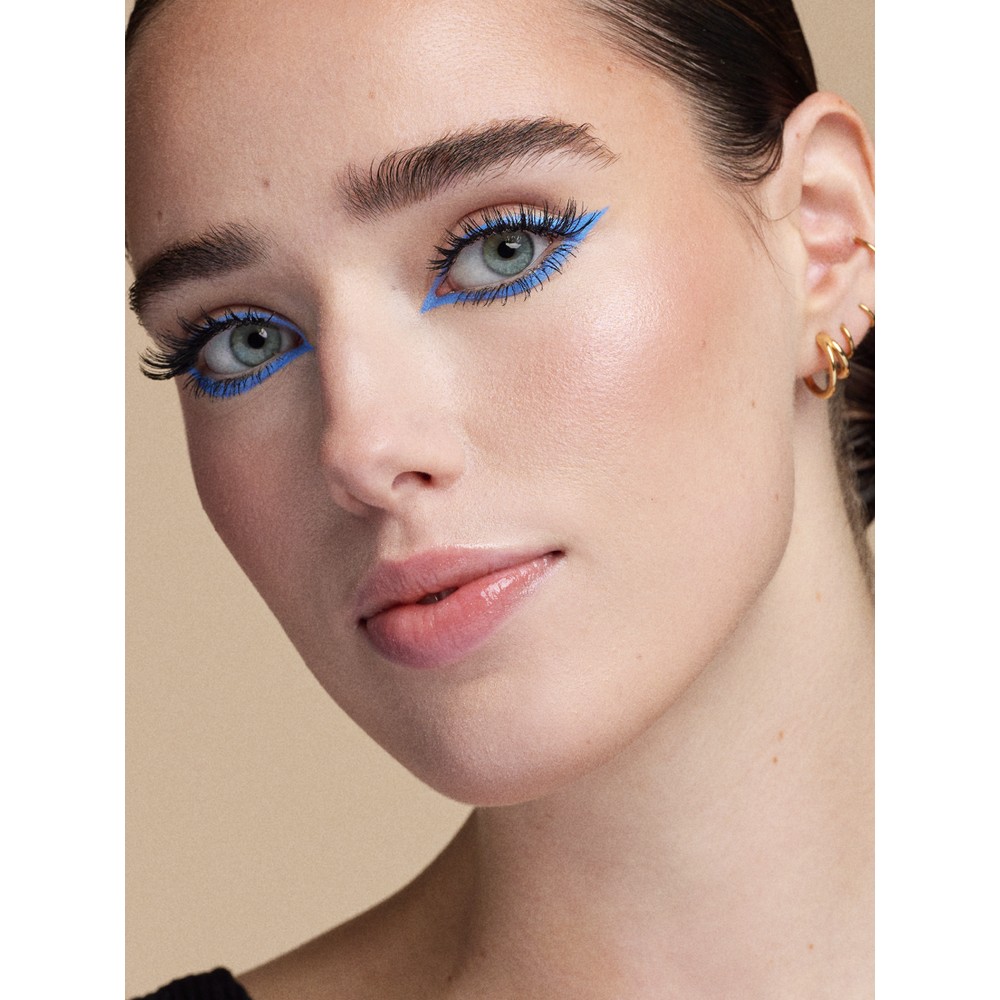Блеск для губ с эффектом увеличения объема Catrice Plump It Up Lip Booster 010 4мл. Фото 5.