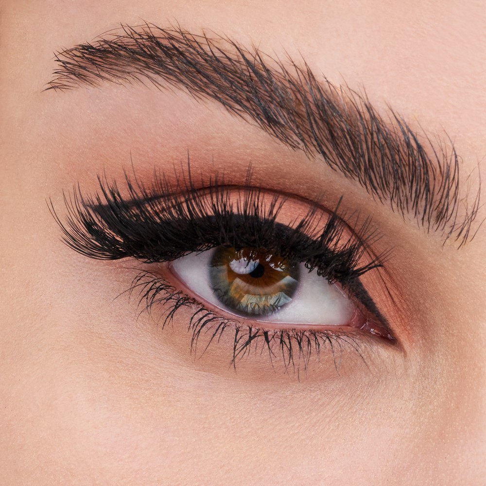 Накладные ресницы Essence Lash Like A Boss 02. Фото 7.