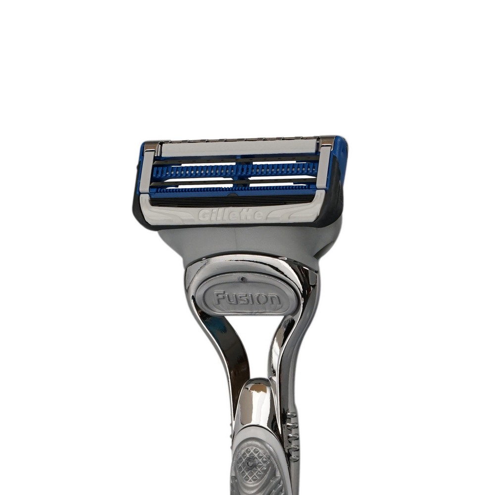 Мужской станок для бритья Gillette Skinguard Sensitive + сменная кассета. Фото 4.