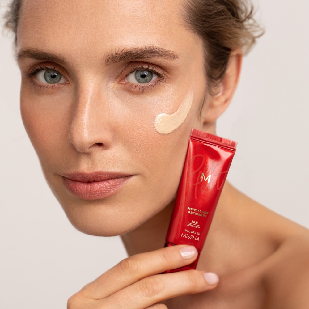 BB крем для лица Missha Perfect Cover RX " Естественное покрытие " SPF 42/PA+++ 21 20мл. Фото 13.
