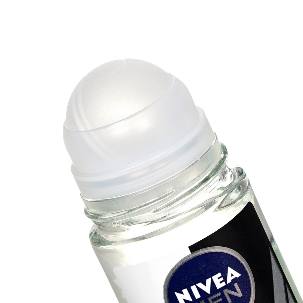 Мужской дезодорант - антиперспирант NIVEA Невидимая защита для черного и белого , шариковый 50мл. Фото 4.