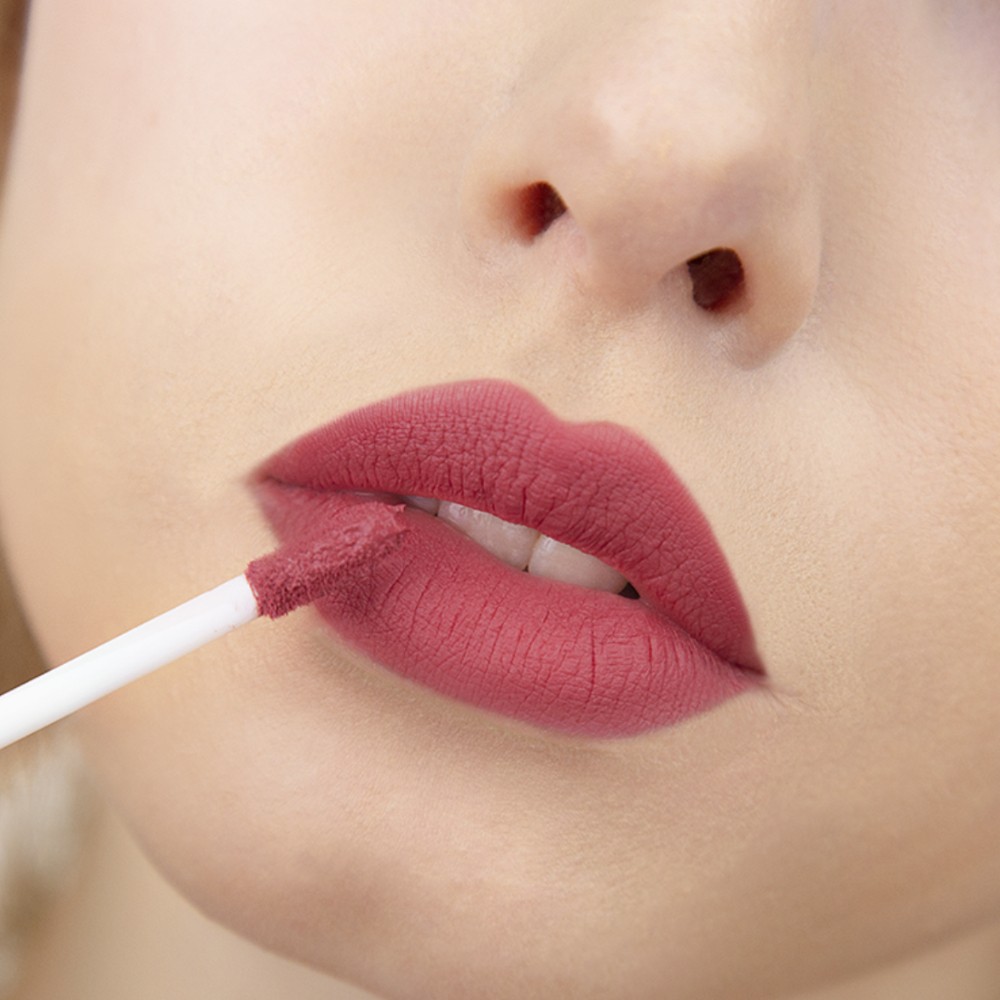 Блеск для губ Luxvisage Pin-Up 34 5г. Фото 4.