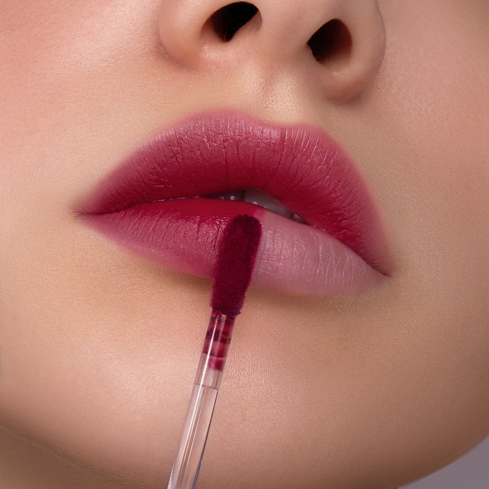 Тинт для губ Luxvisage Lip Tint Aqua Gel 03 , Deep Ruby , 3,4мл. Фото 4.