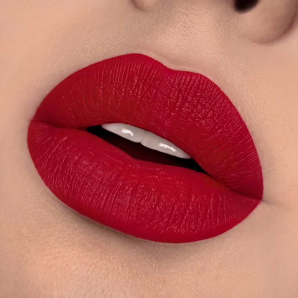 Жидкая помада для губ Luxvisage Matt Tattoo No transfer матовая 109 Claassic red. Фото 3.