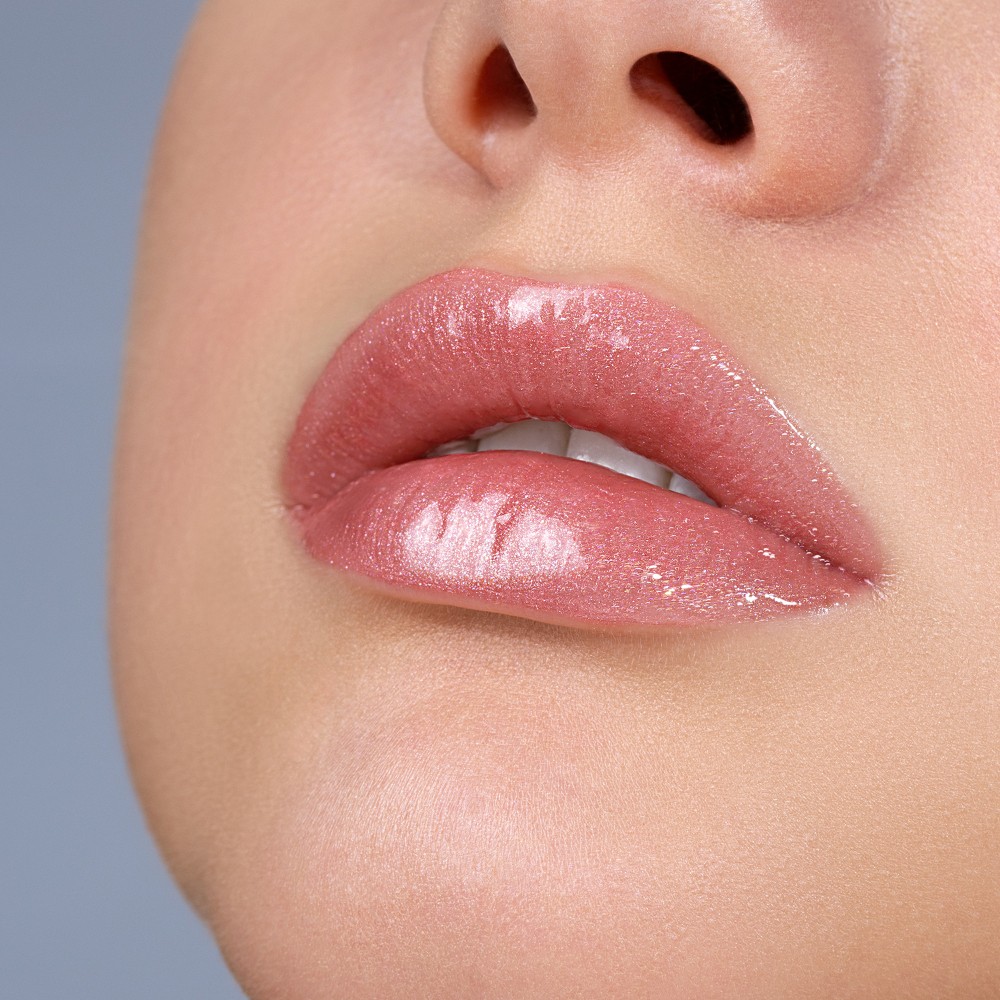 Блеск для губ Luxvisage Glass Shine 18 3г. Фото 5.