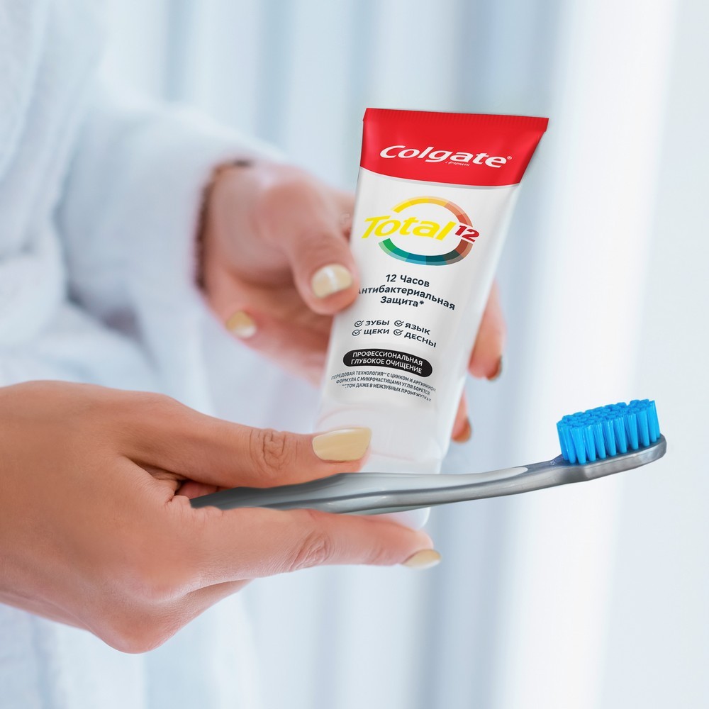 Зубная паста Colgate total 12 " профессиональная глубокое очищение " с древесным углем 75мл. Фото 7.