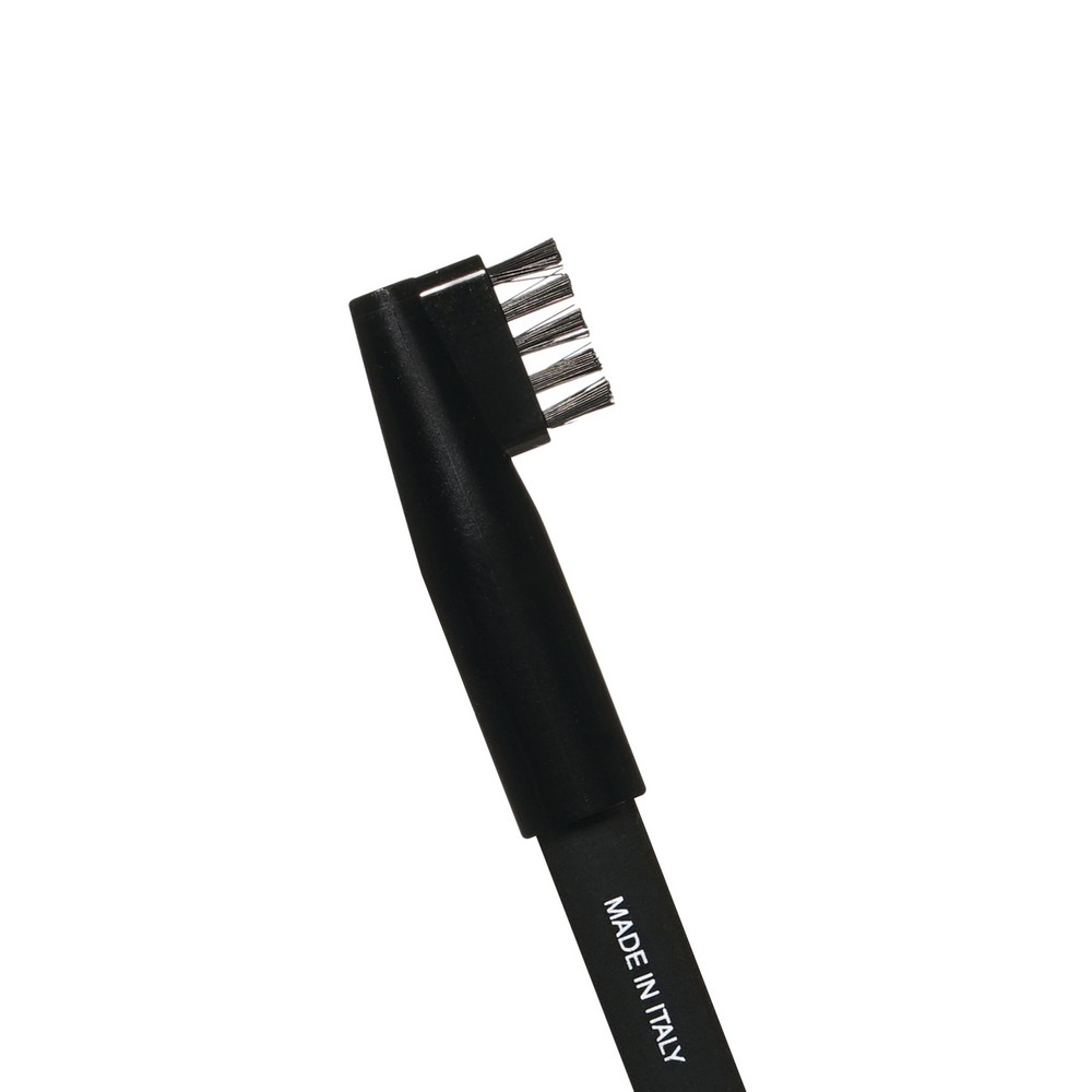 Карандаш для бровей с витамином Е Relouis 01. Фото 5.