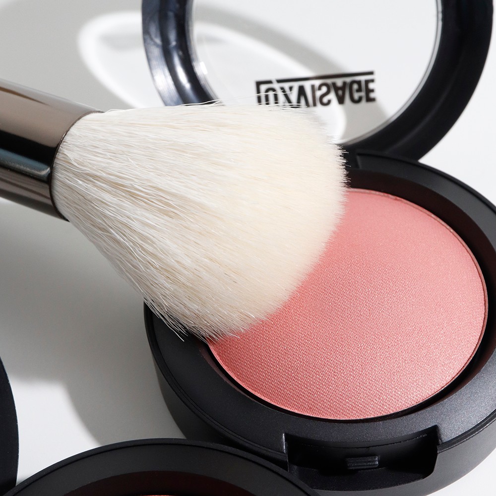 Румяна для лица Luxvisage Silk Dream компактные 3 5г. Фото 6.