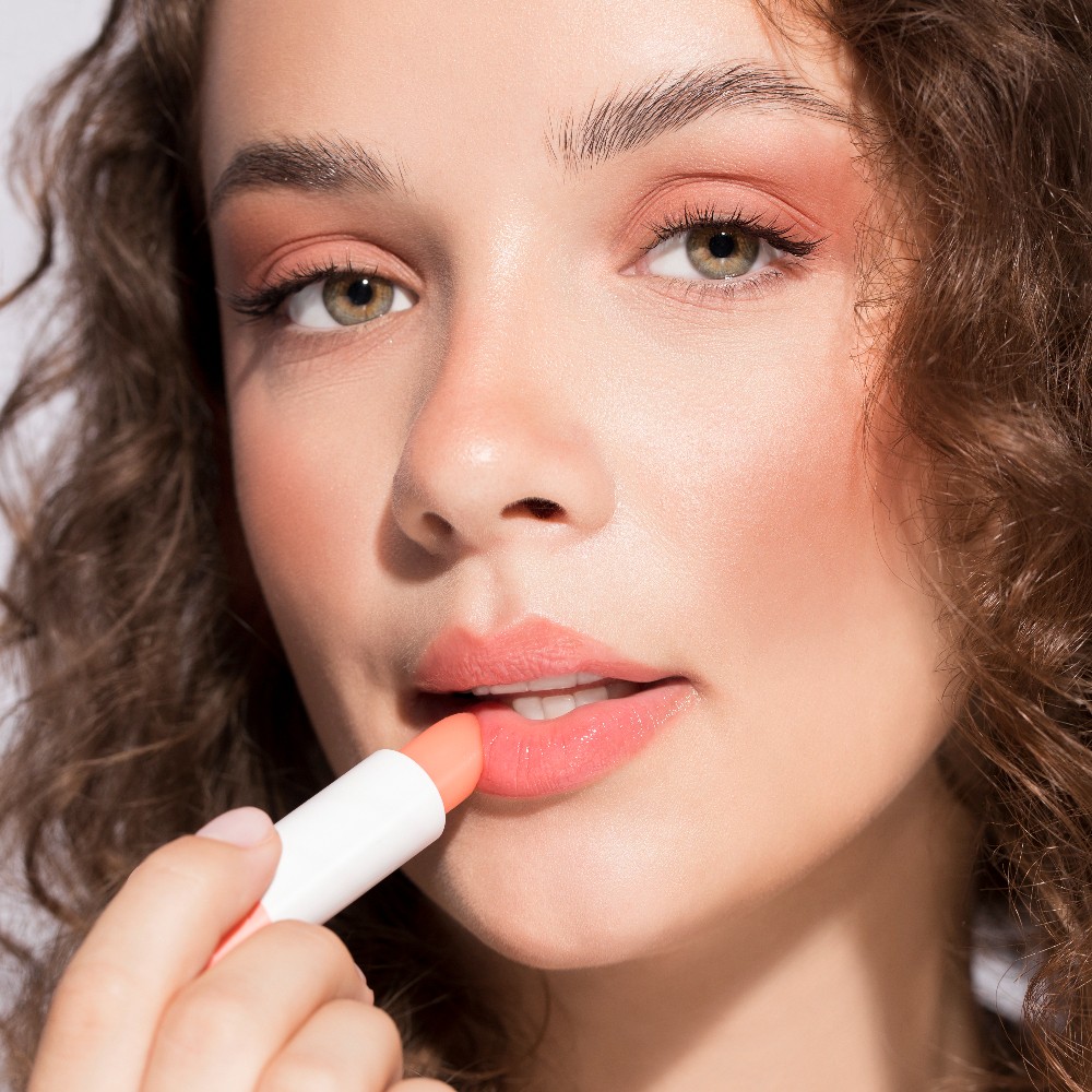 Бальзам - тинт для губ Luxvisage Tint & Care Цвет и увлажнение 02 3,9г. Фото 7.